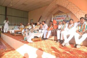 Rewa news: Big blow to BJP in Rewa, 89 leaders including district president join Congress.