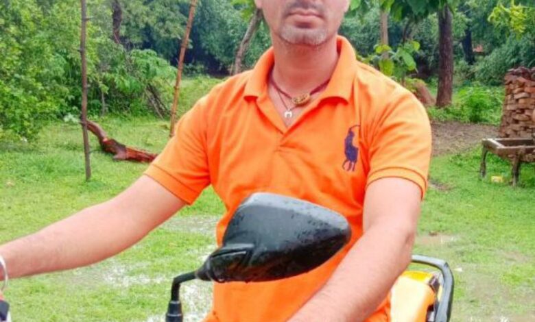 Rewa news: Dead body of missing youth found in the forest, family members accused of murder
